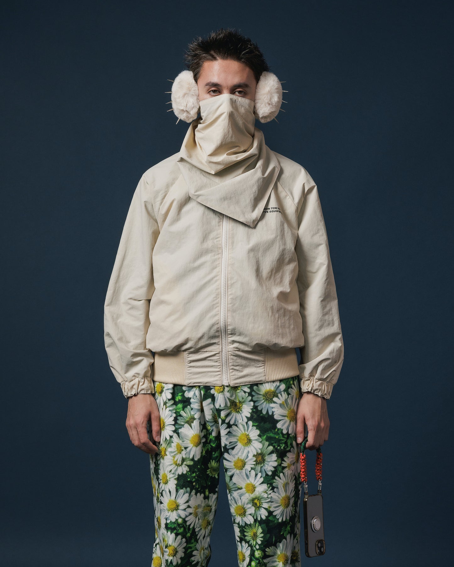 REVERSIBLE SWITCHING BLOUSON & SCARF (BROWN x IVORY)