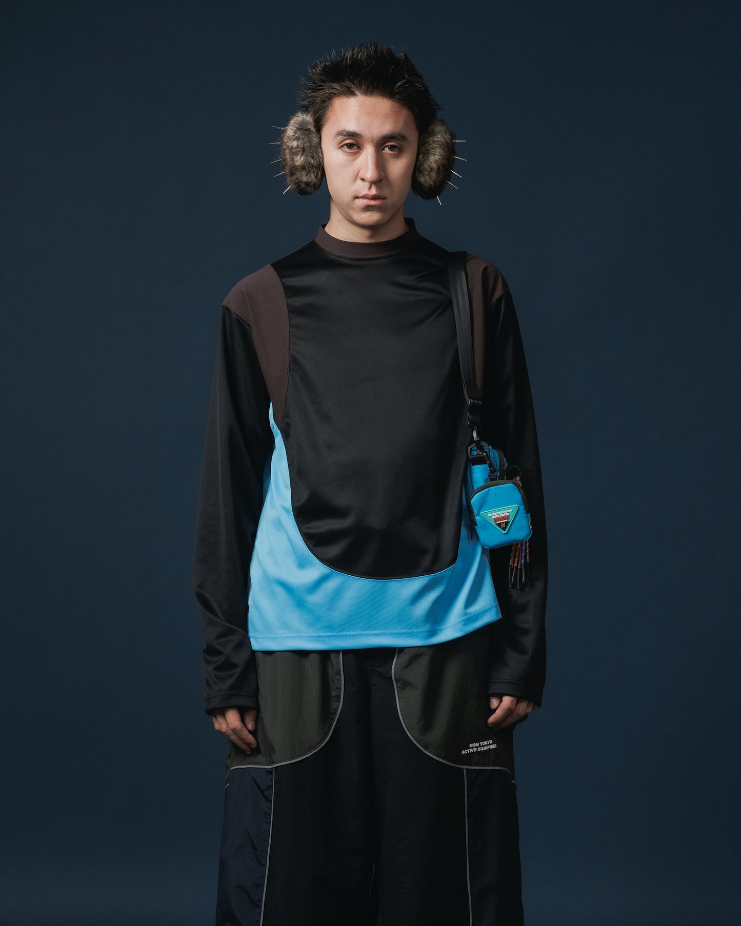 STRETCH SWITCHING C/S (BLACK×L.BLUE)