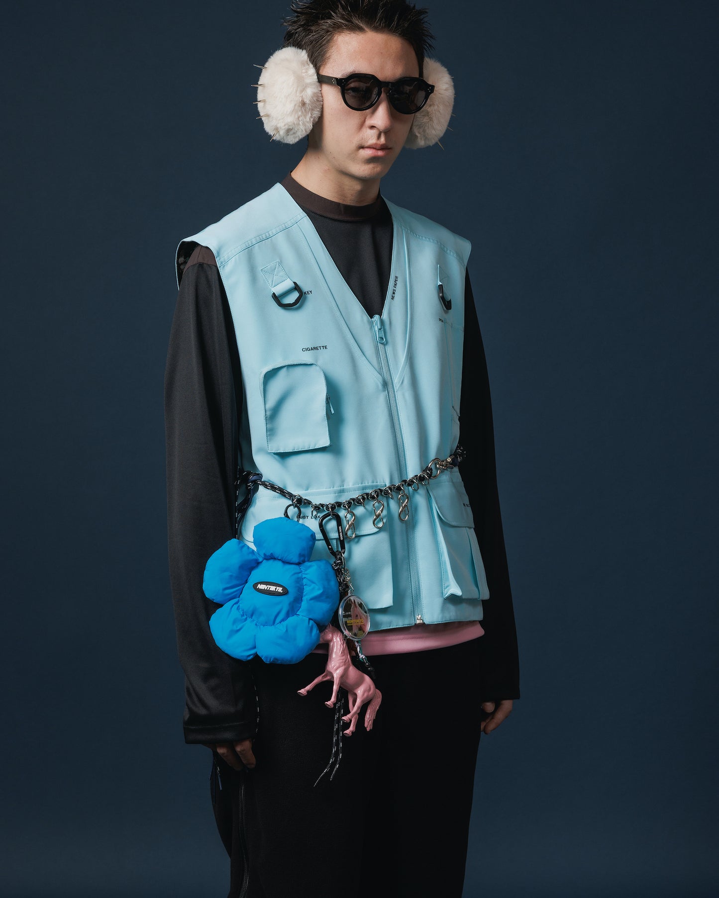 REVERSIBLE MULTI POCKET VEST (BLUE)