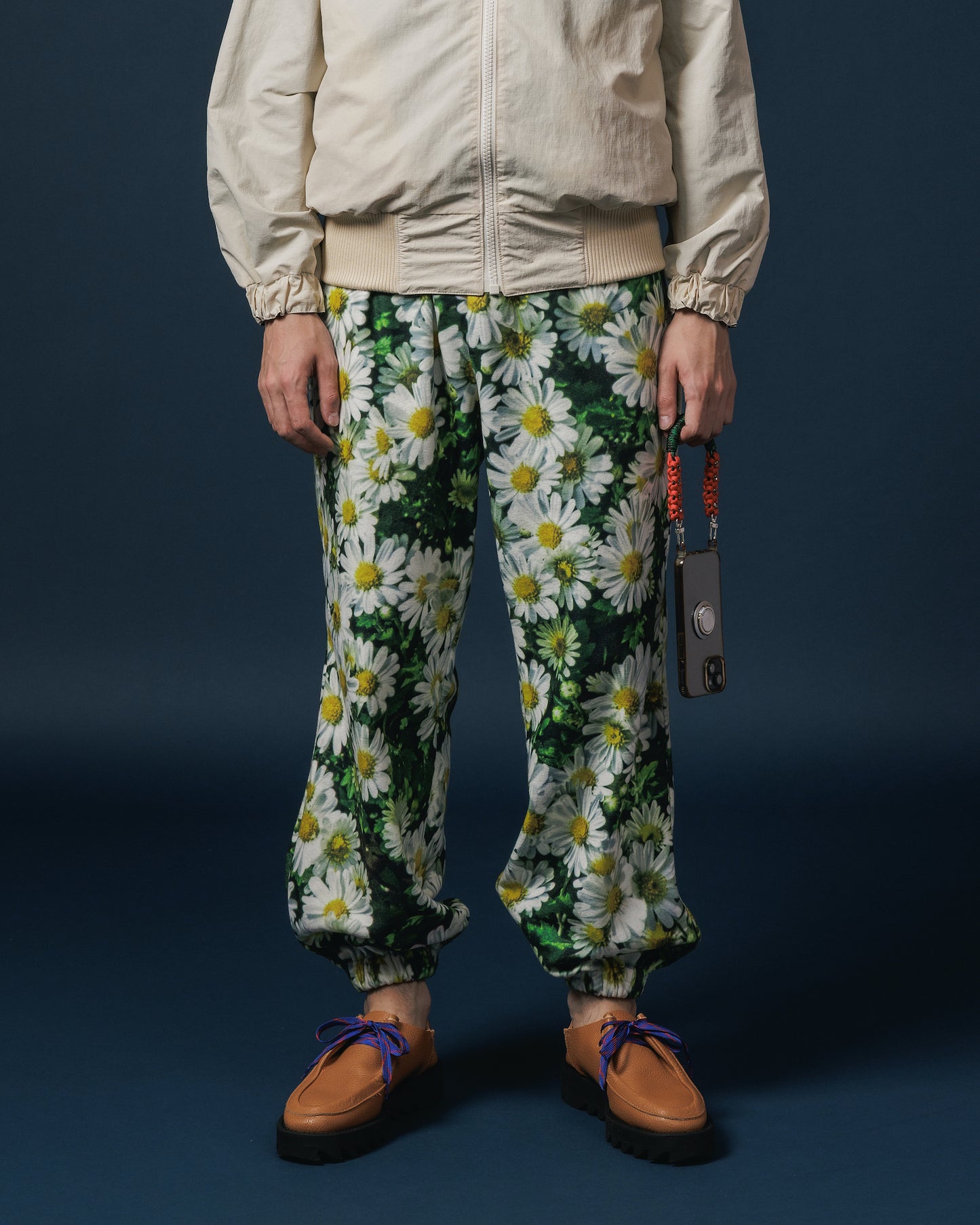 PRINT FLEECE TRUCK PANTS (FLOWER)
