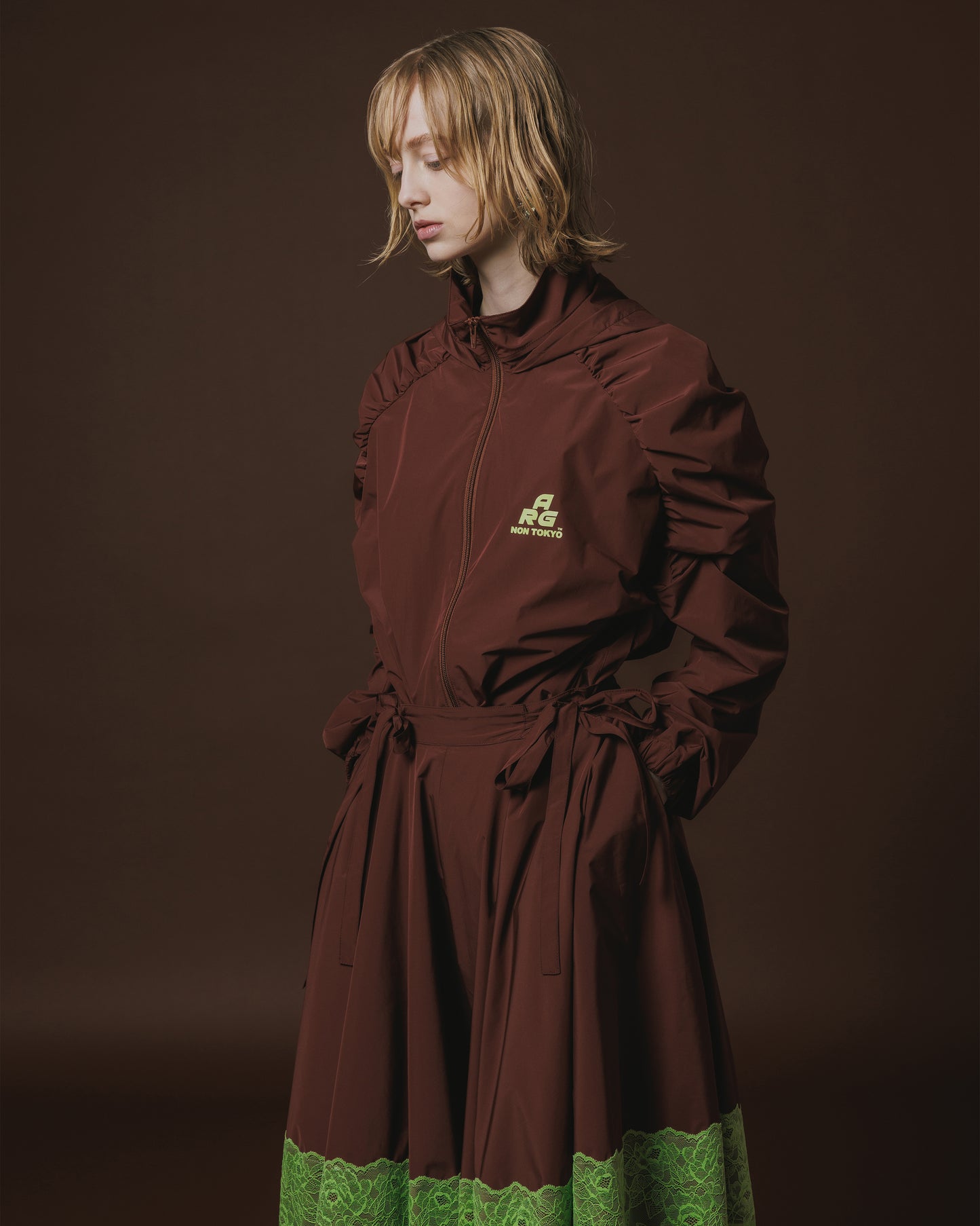2WAY GATHER SHOULDER BLOUSON (WINE)
