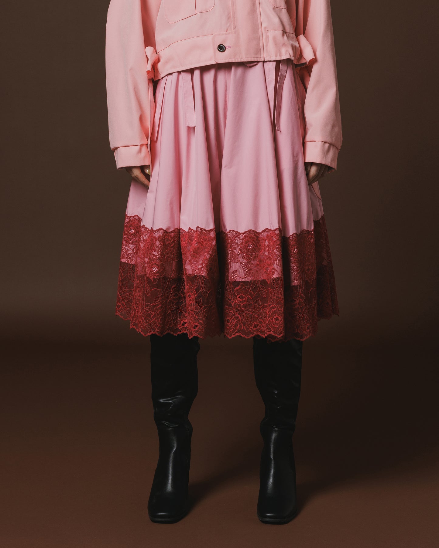 LACE RIBBON SHORTS (PINK)