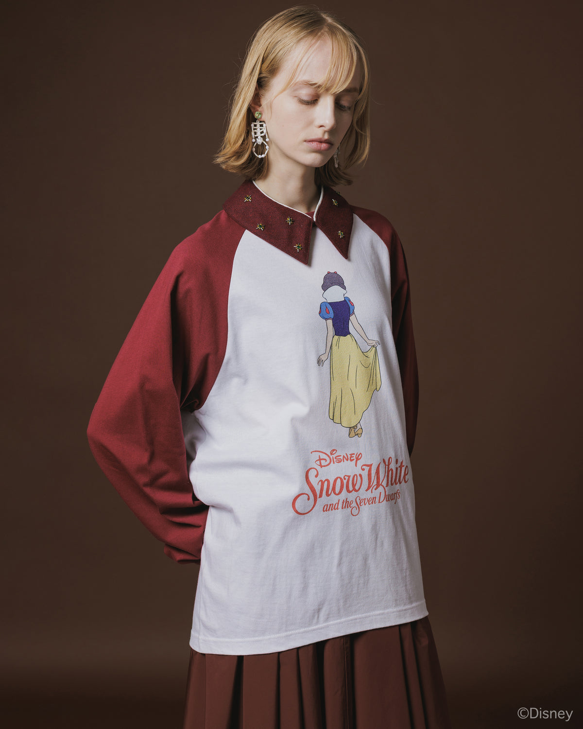 【Disney collection】PRINT RAGLAN T-SHIRT / SNOW WHITE (WHITE x WINE)