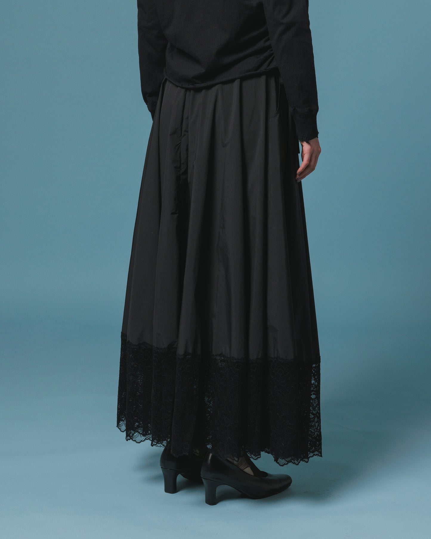 LACE RIBBON SKIRT (BLACK)