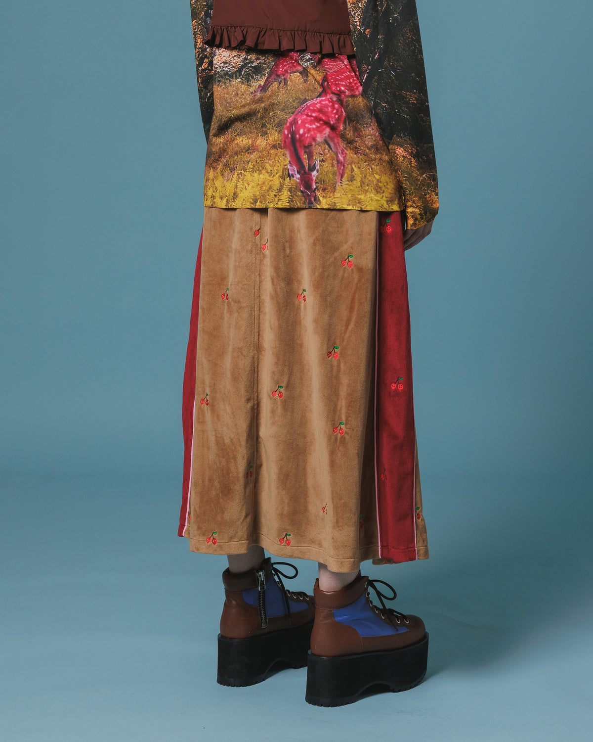 EMBROIDERY VELOUR TRACK SKIRT (BROWN)