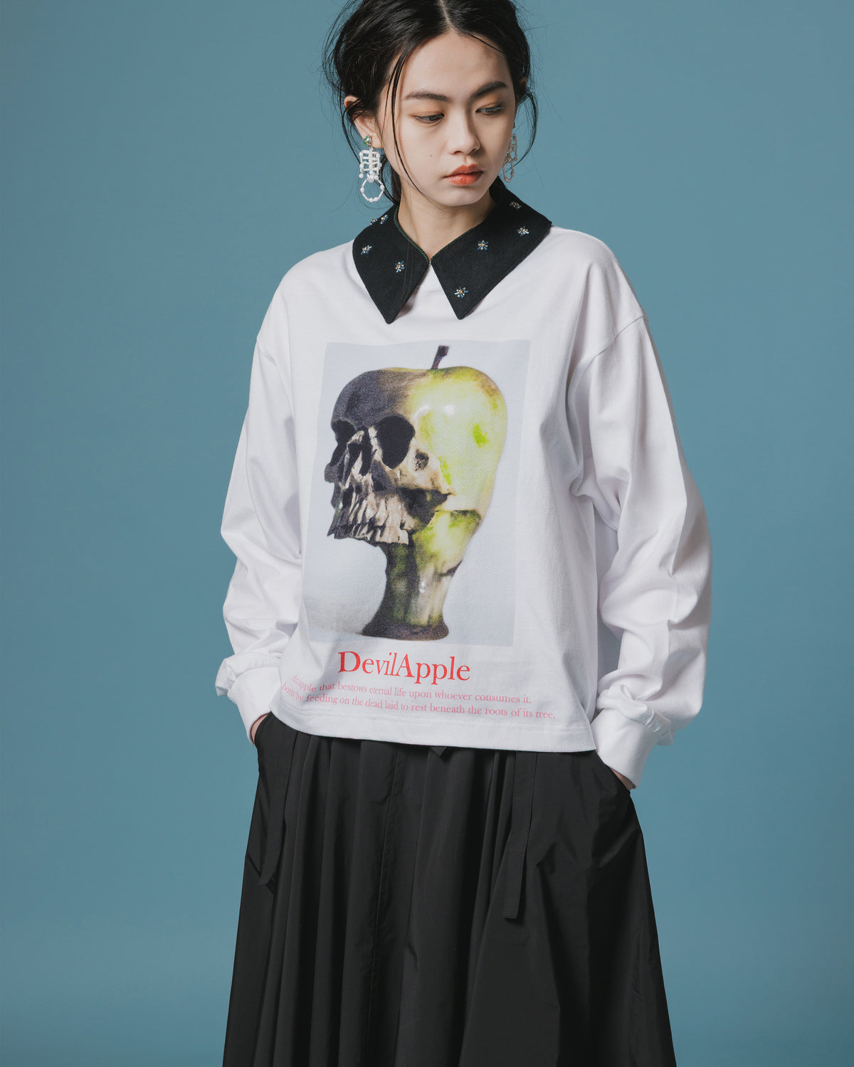 PRINT L/S SHORT T-SHIRT / DEVIL APPLE (WHITE)