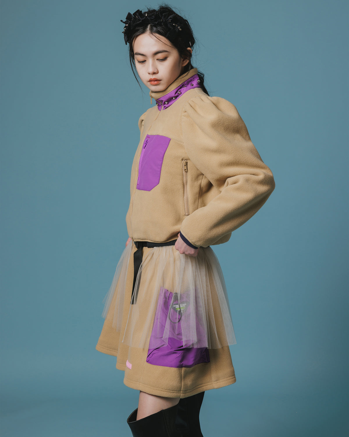 FLEECE STUDS JACKET (BEIGE)