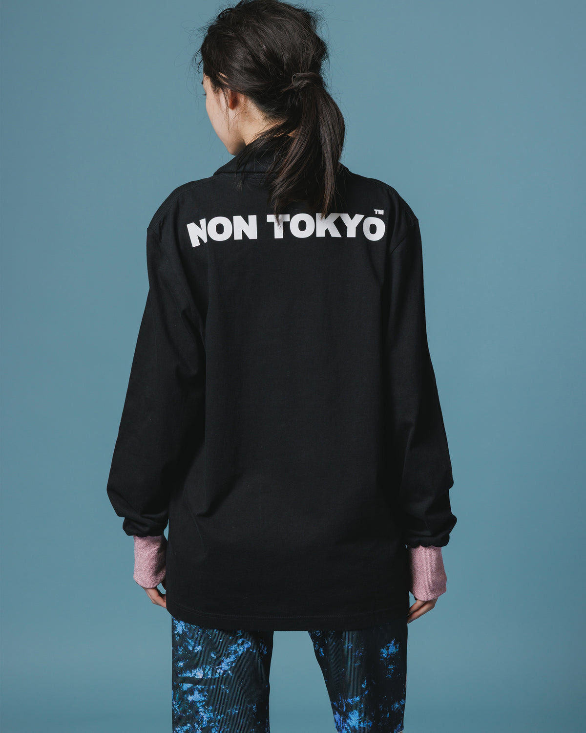 【Disney collection】PRINT L/S T-SHIRT / POISON APPLE (BLACK)