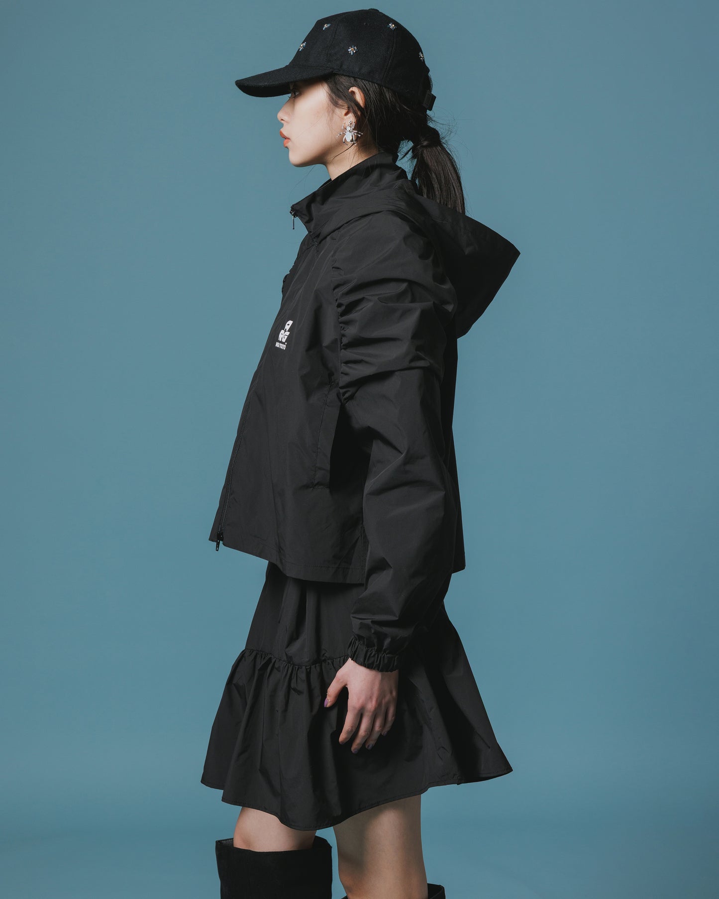 2WAY GATHER SHOULDER BLOUSON (BLACK)