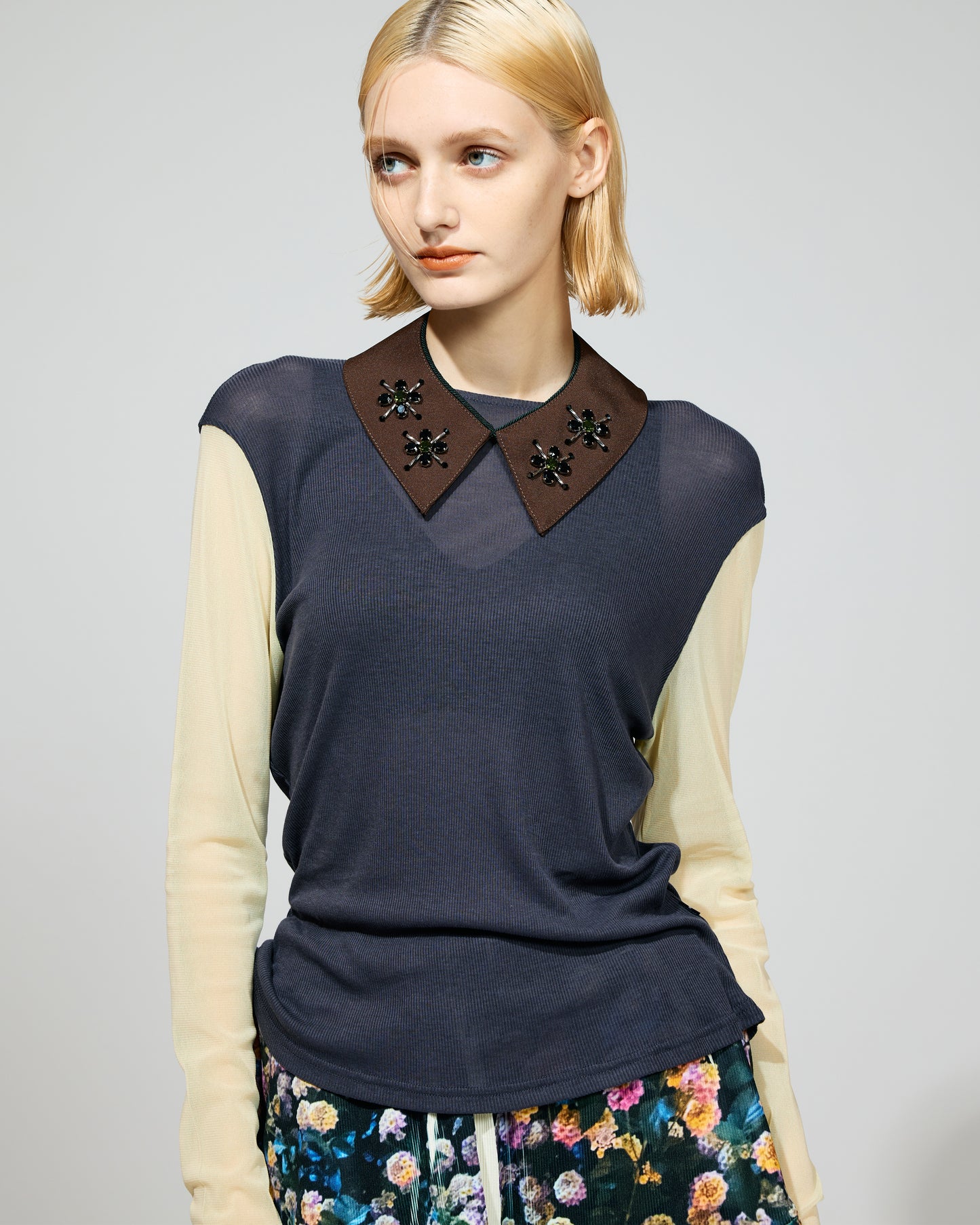 BIJOU DETACHABLE COLLAR (BROWN)