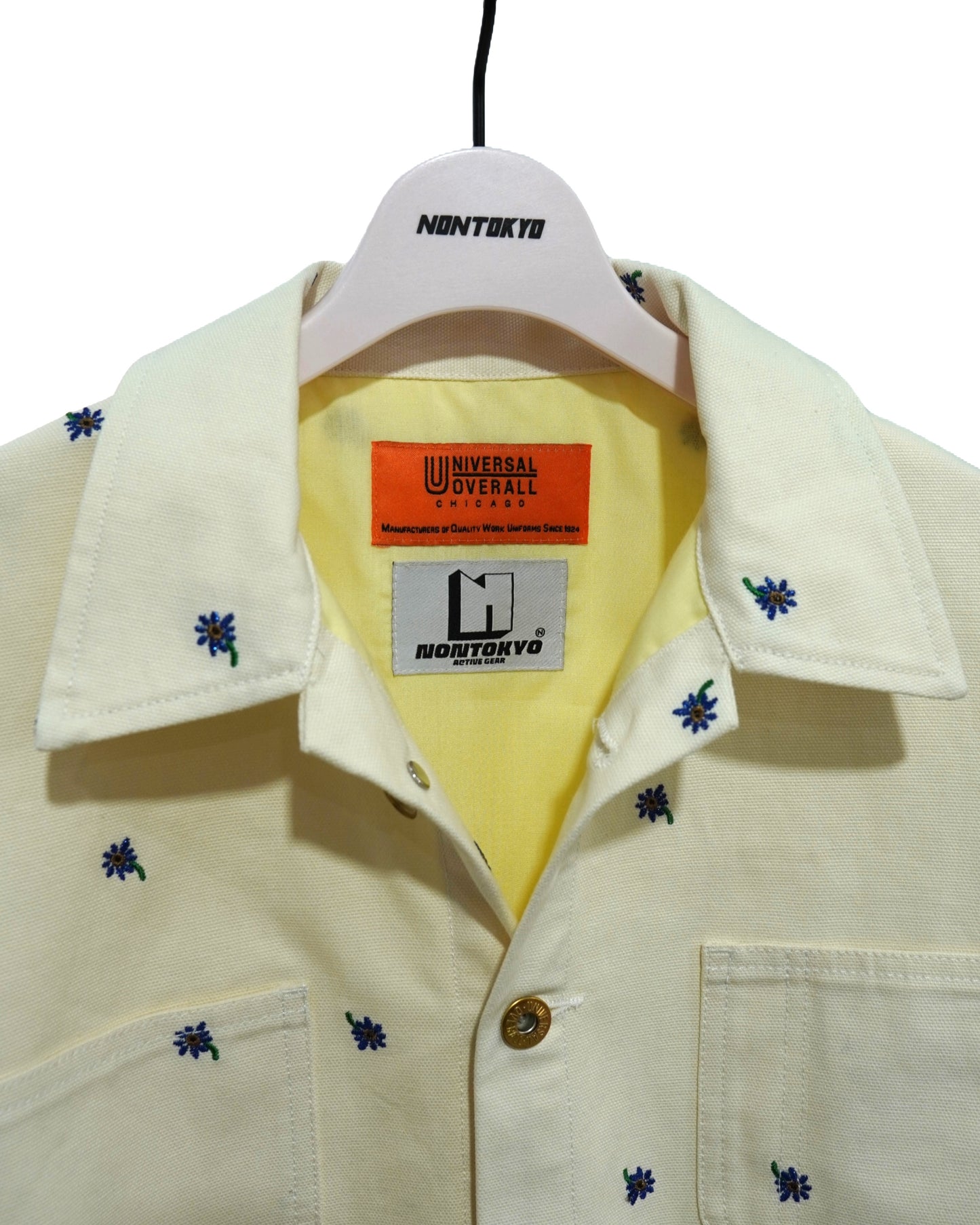 NON TOKYO / FLOWER EMBROIDERY COVERALL feat.UNIVERSALOVERALL (WHITE) / 〈ノントーキョー〉フラワー刺繍カバーオール (ホワイト)