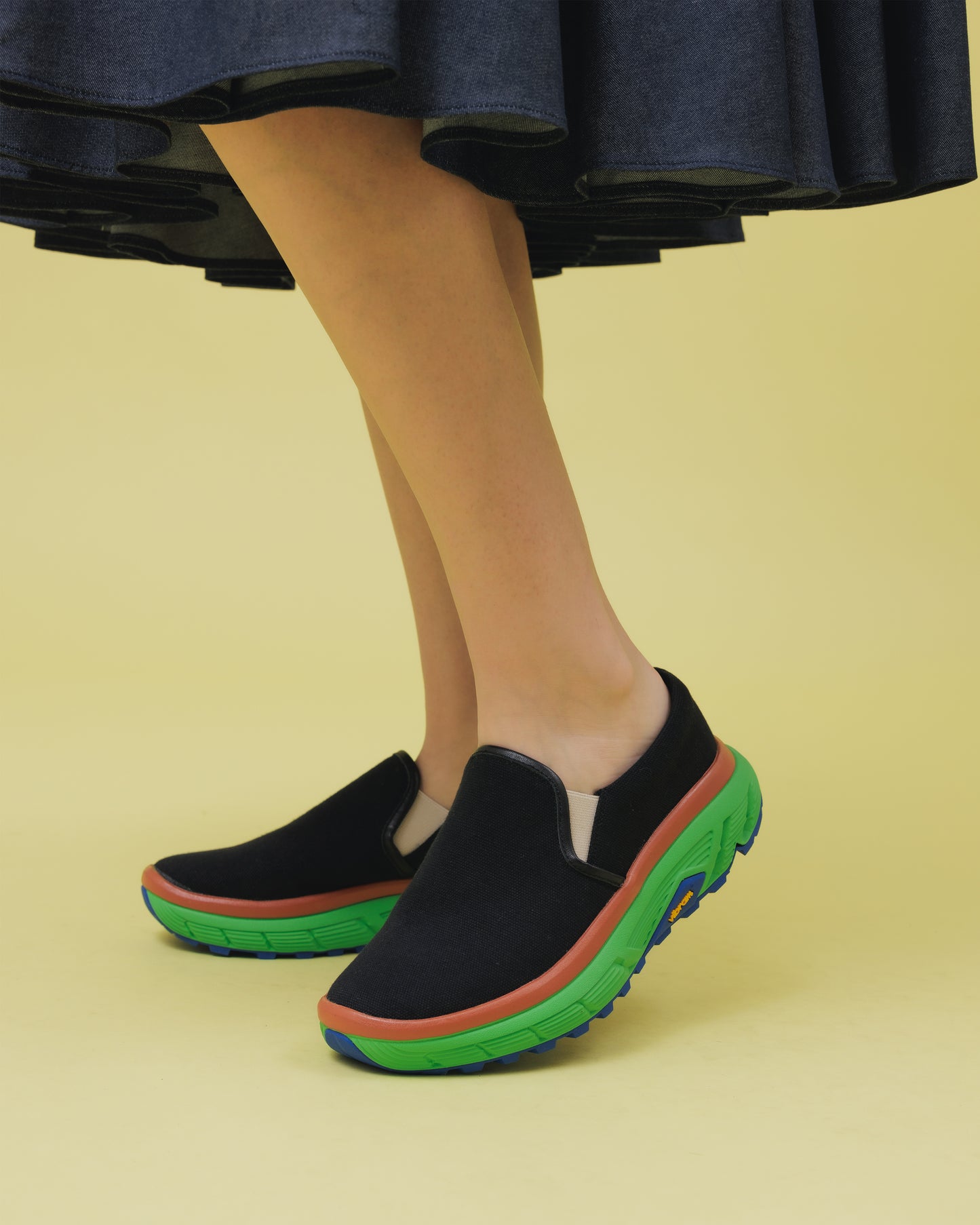 NON TOKYO /  MULTI COLOR SLIP-ON (BLACK)