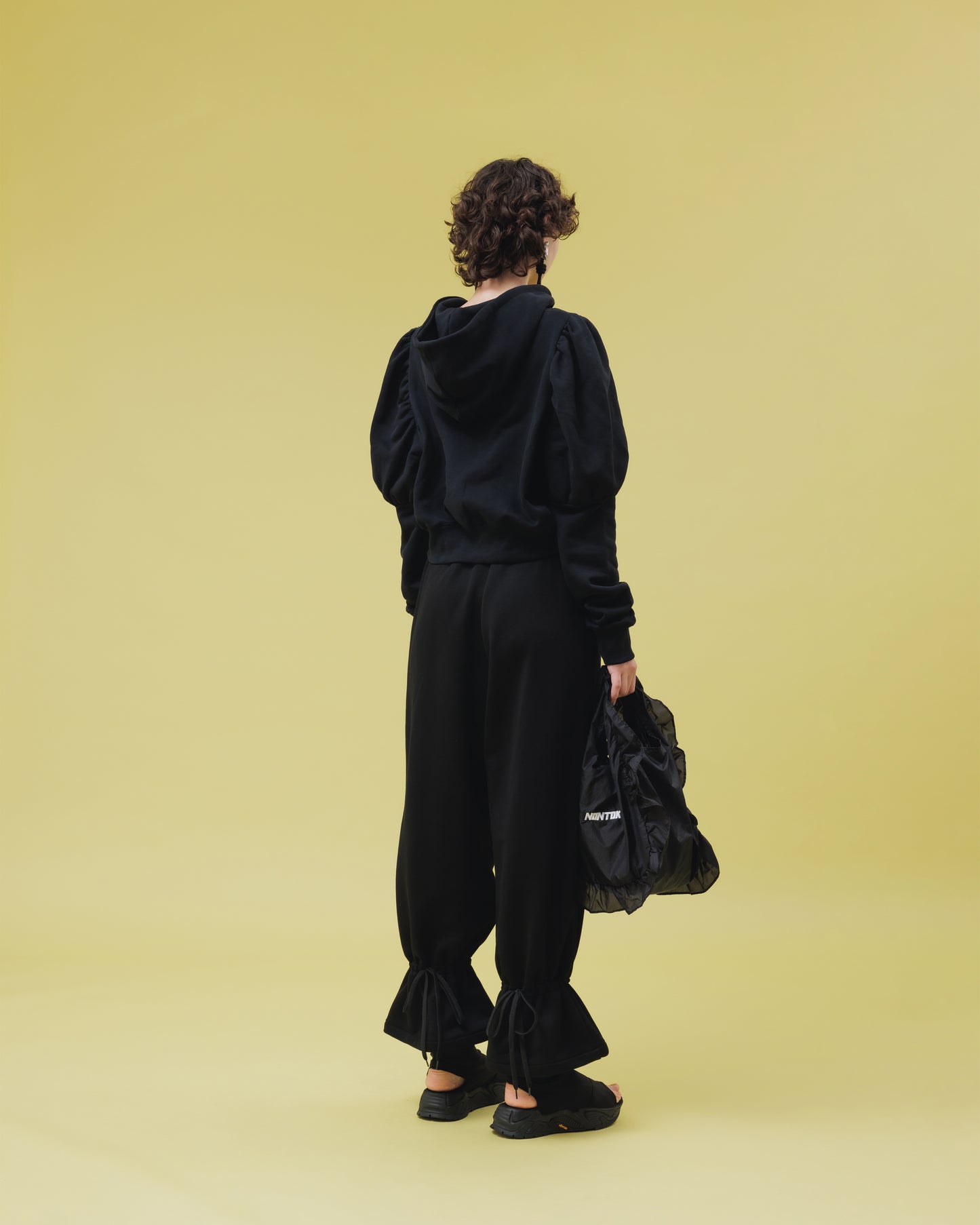 NON TOKYO / RIBBON SWEAT PANTS (BLACK) / &lt;NON TOKYO&gt; Ribbon sweat pants (black)