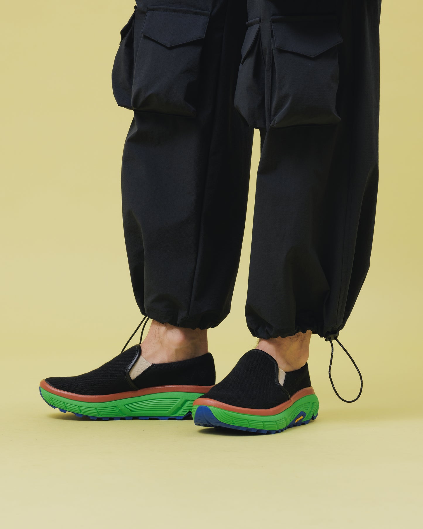 NON TOKYO /  MULTI COLOR SLIP-ON (BLACK)