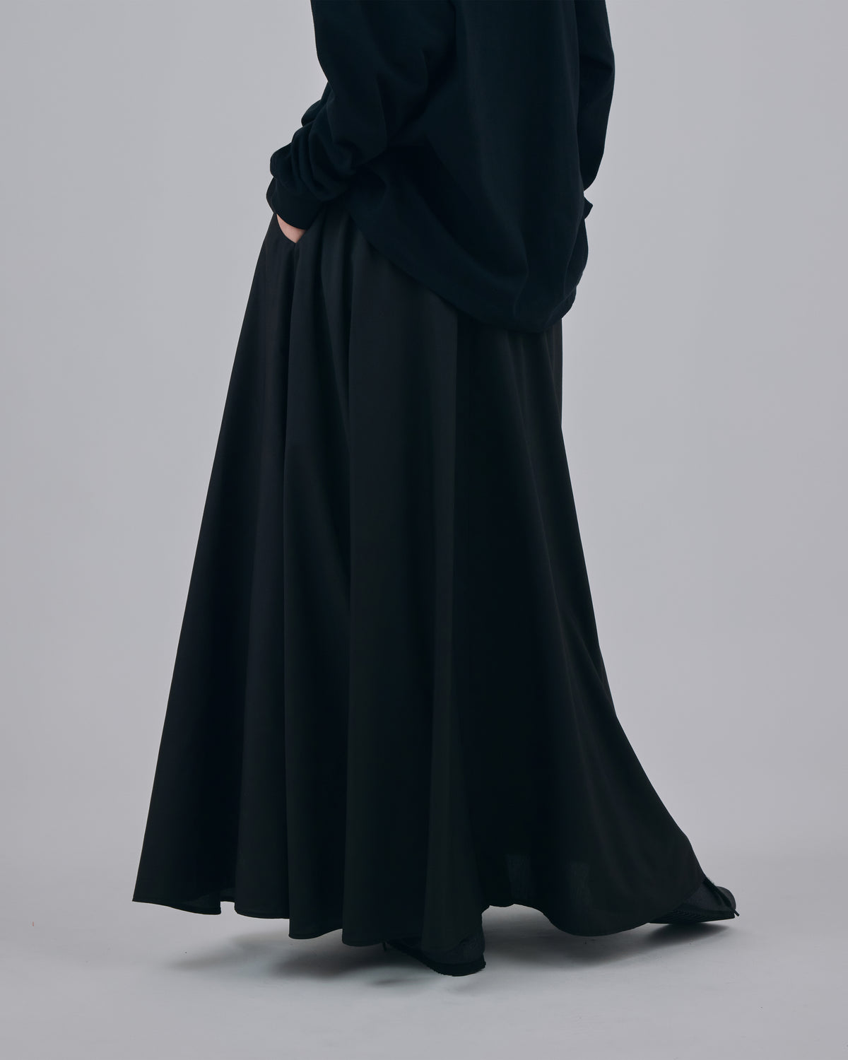 RIBBON SKIRT (BLACK)