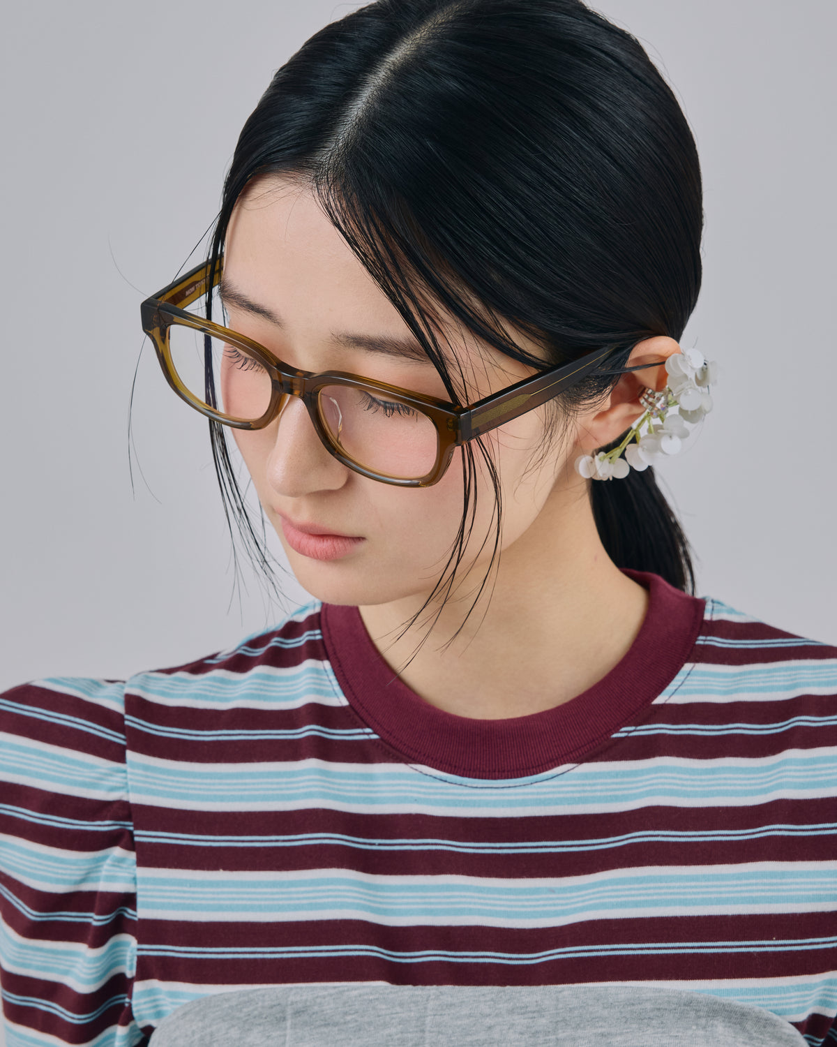 BLOOMING EAR CUFF (WHITE)