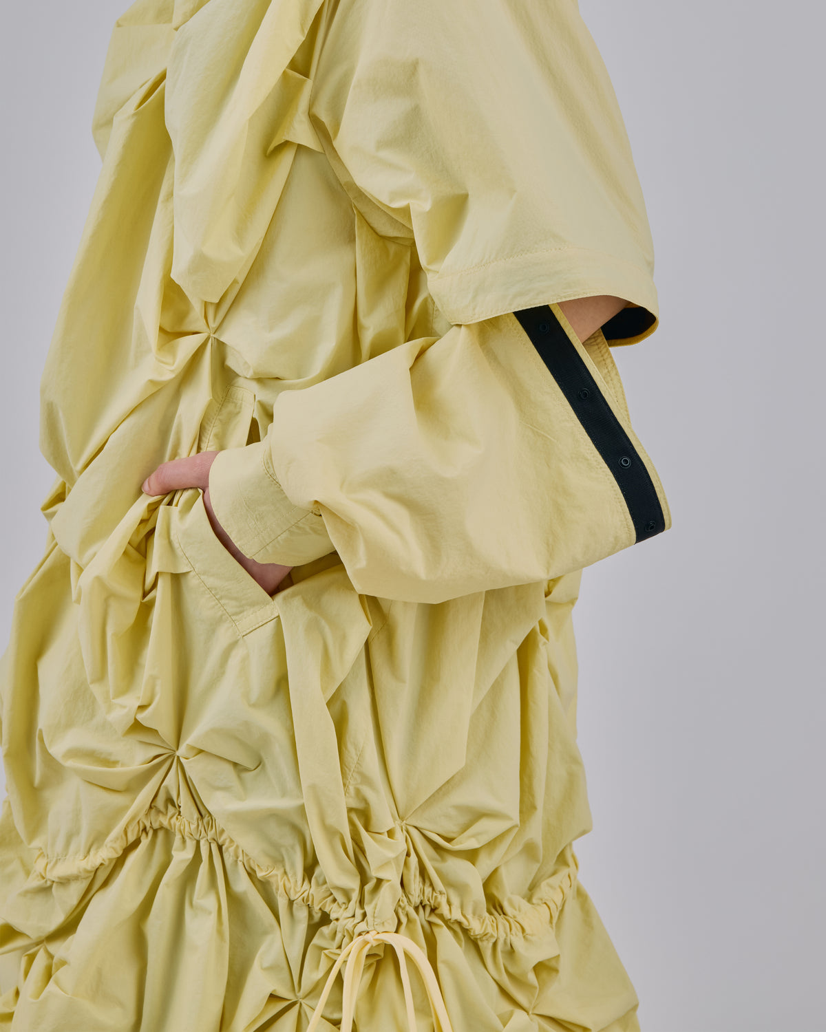 2WAY FLOWER SMOCKING ANORAK (L.YELLOW)
