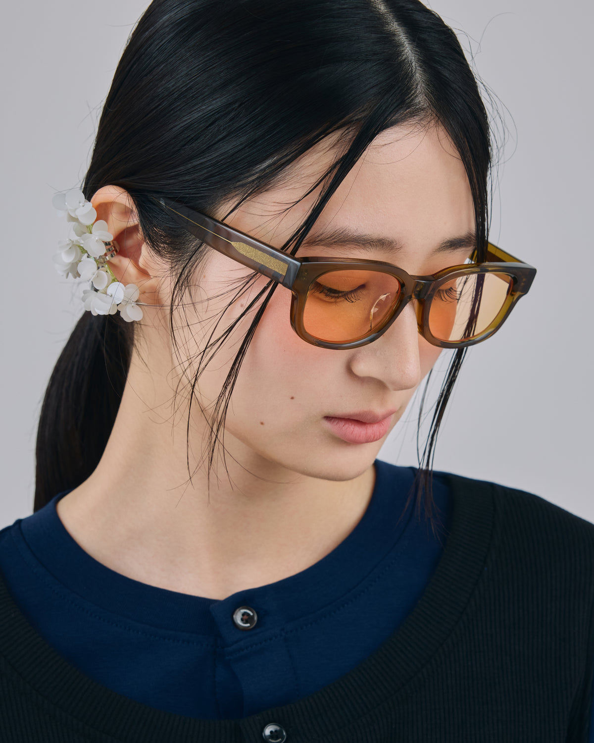 BLOOMING EAR CUFF (WHITE)