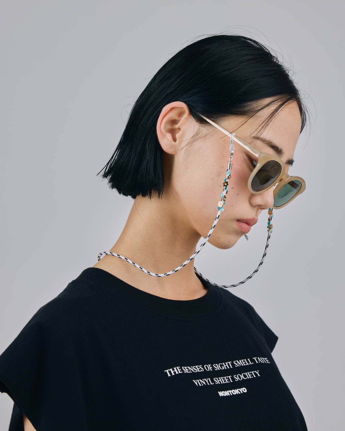SEQUIN FLOWER GLASSES CODE (WHITE)