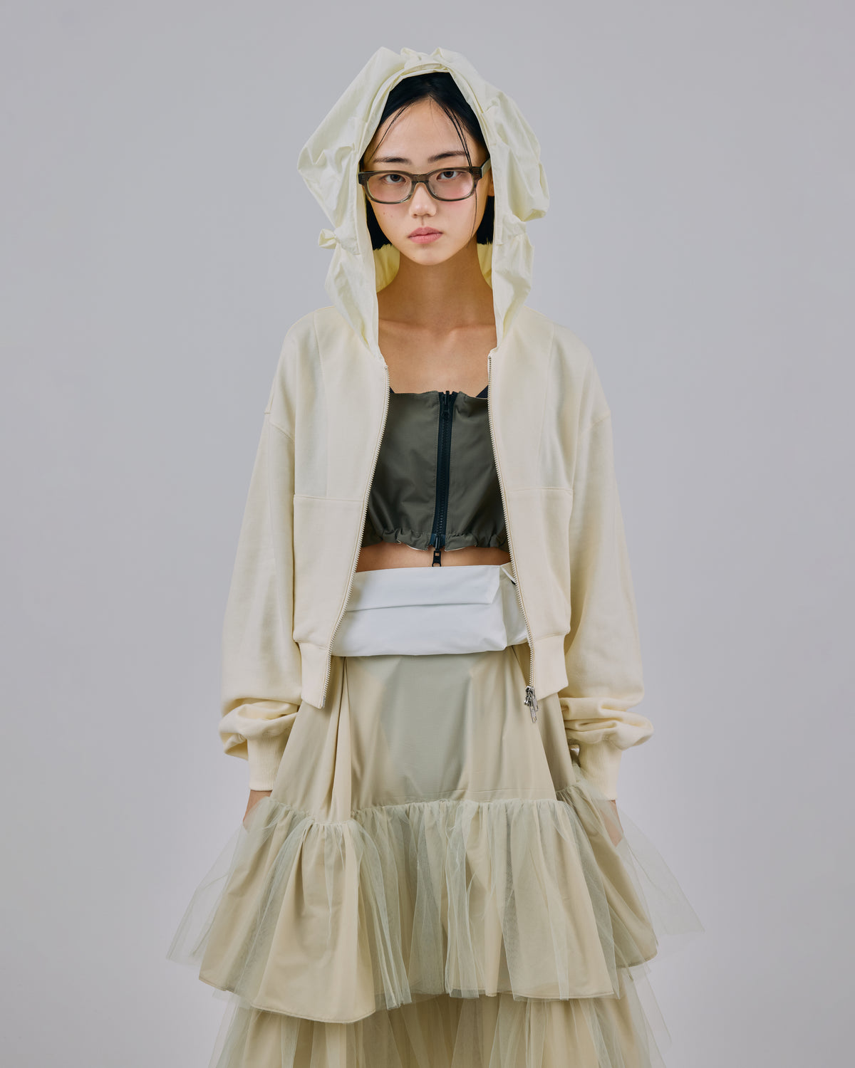 FLOWER SMOCKING HOODIE (WHITE)
