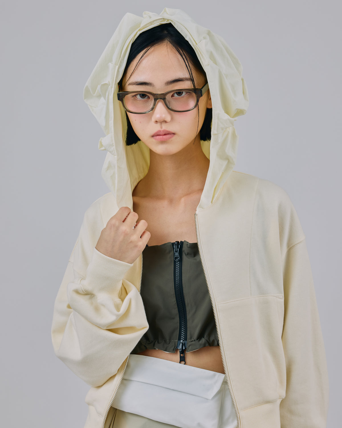 PHOTOCHROMIC LENS SQUARE SUNGLASS (GRAY)