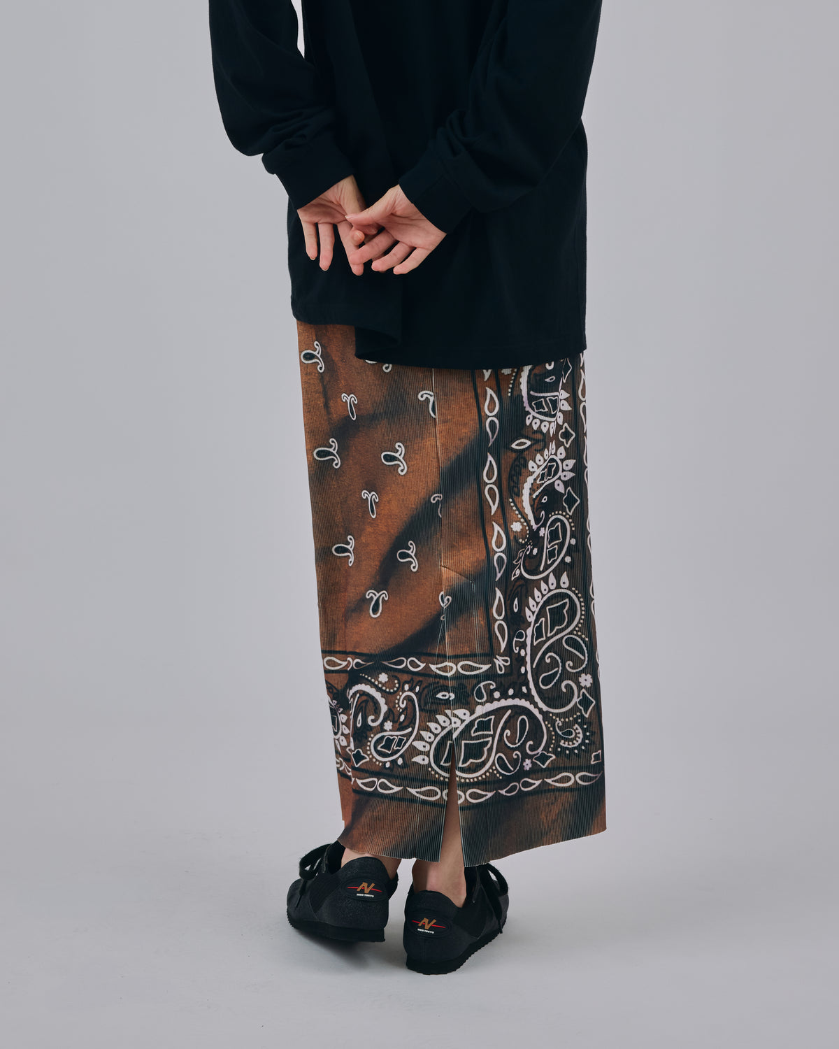 PRINT RIB SKIRT (BANDANNA BROWN)