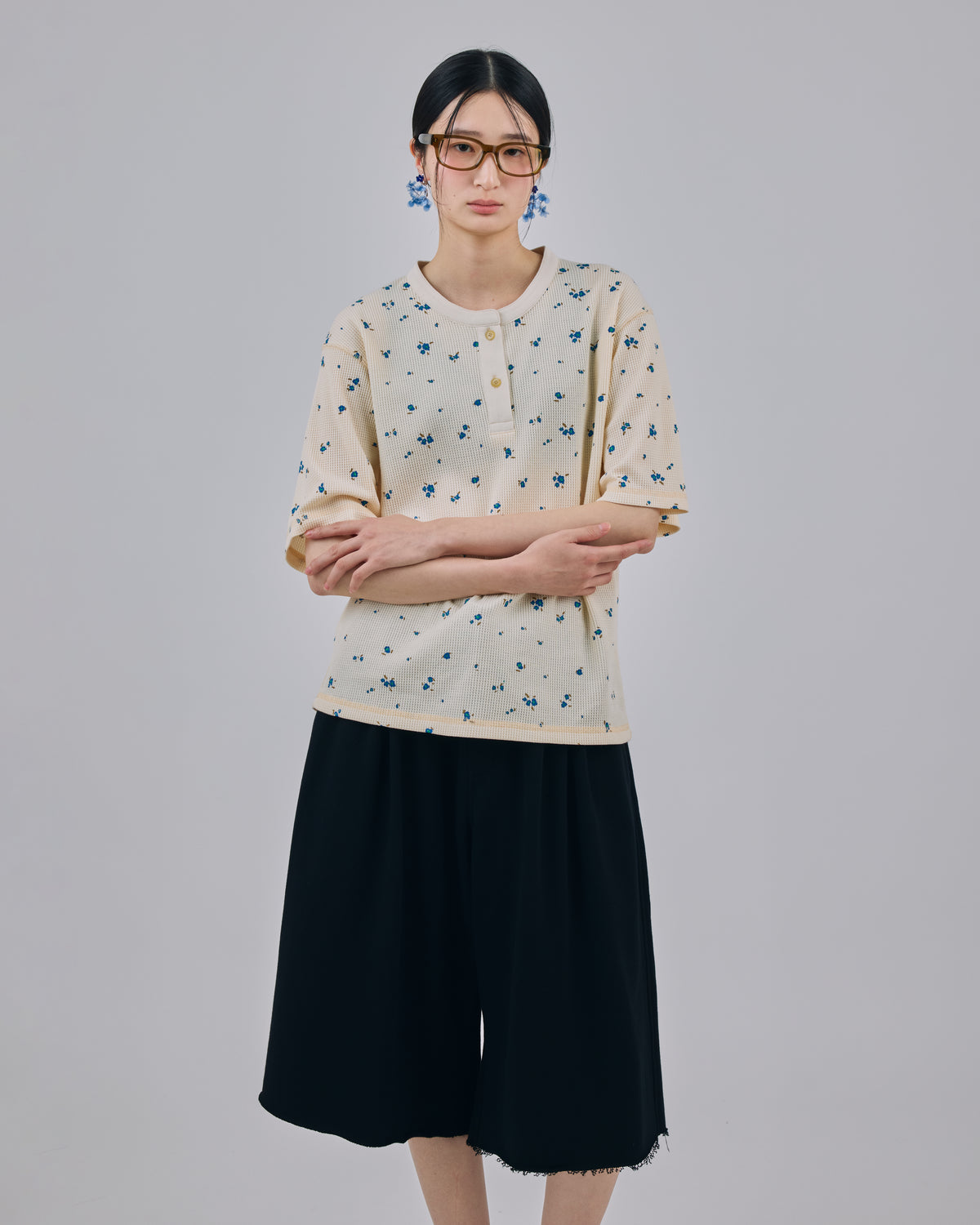 THERMAL FLOWER HENRY NECK T-SHIRT (IVORY)