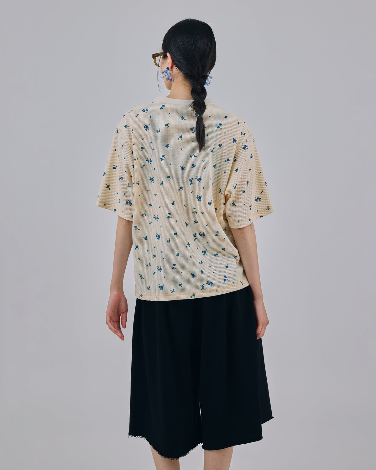 THERMAL FLOWER HENRY NECK T-SHIRT (IVORY)
