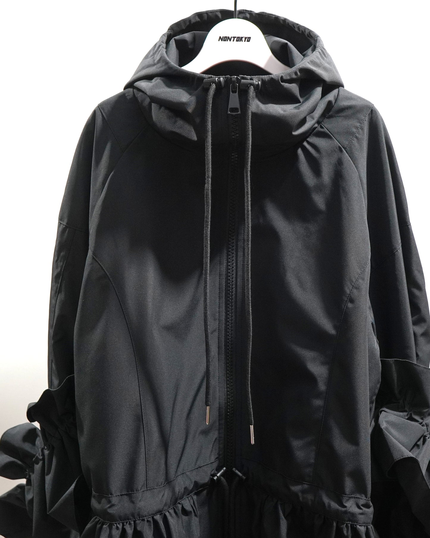 GATHER NYLON BLOUSON (BLACK)