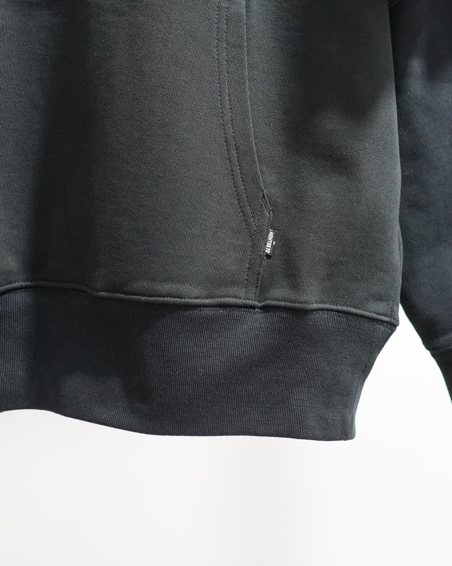 FRILL SWEAT HOODIE (BLACK)