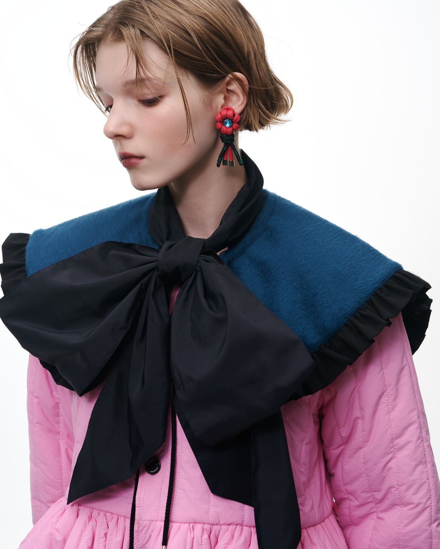 NON TOKYO / REVERSIBLE FRILL COLLAR (BLACKxBLUE)