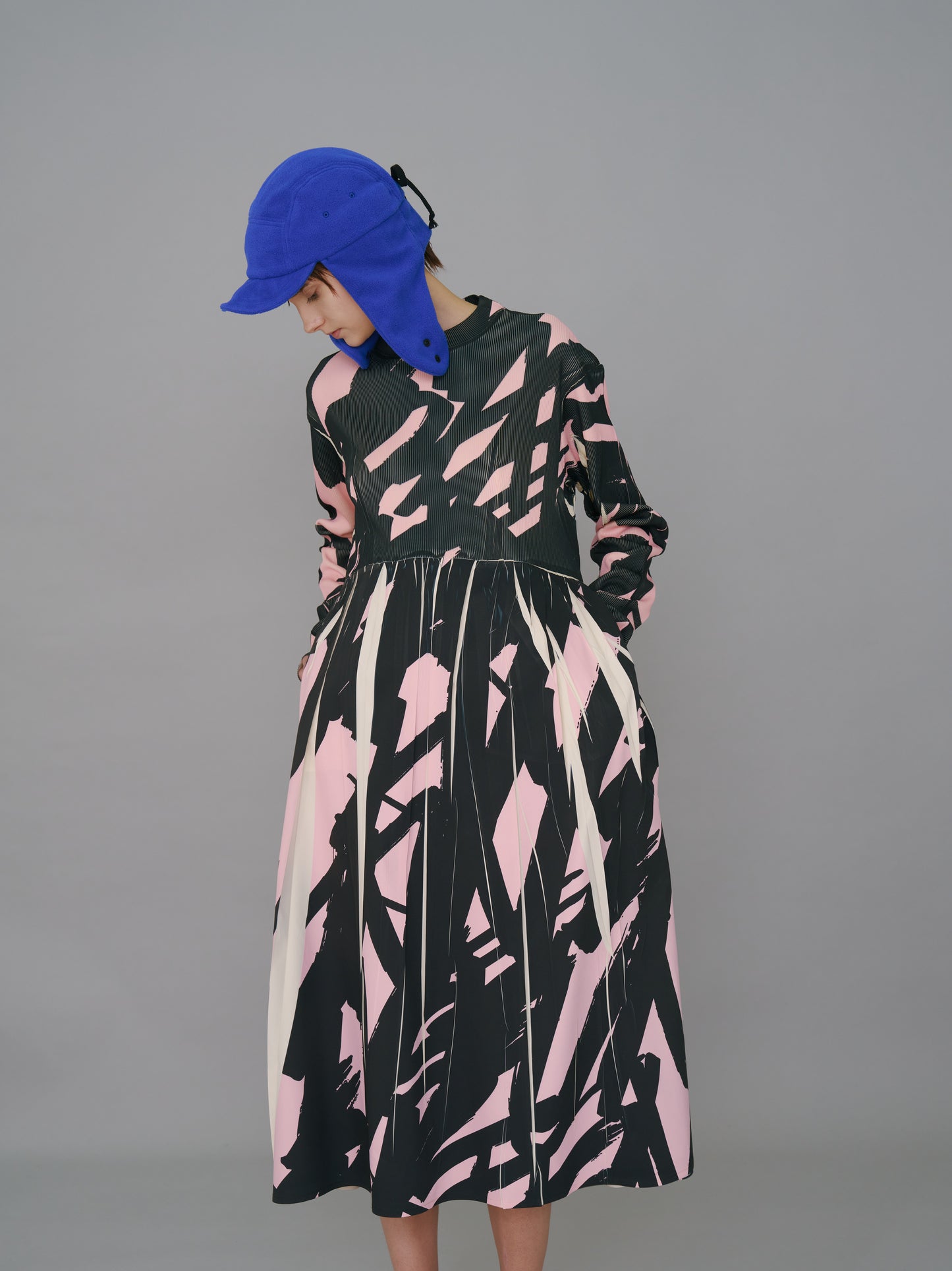 NON TOKYO / DIRECT PRINT RIB GATHER ONE-PIECE (GRAFFITI) &lt;NON TOKYO&gt; Direct print rib gathered one-piece (GRAFFITI)