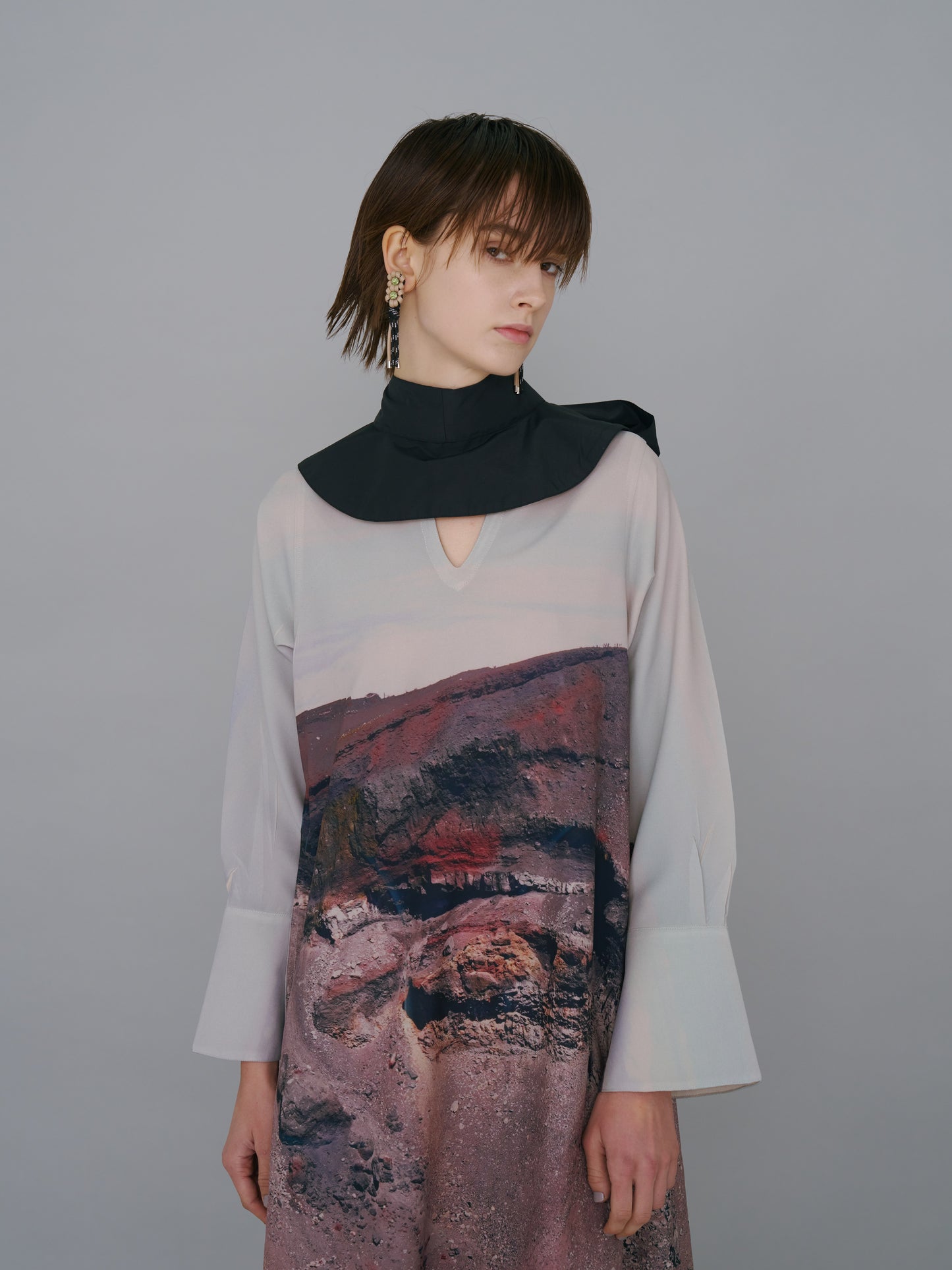 NON TOKYO / DIRECT PRINT PULLOVER ONE-PIECE (CRATER)