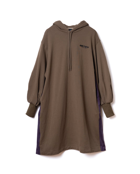 NON TOKYO / BACK PLEATS SWEAT ONE-PIECE (KHAKI×PURPLE) &lt;NON TOKYO&gt; Back pleats sweat one-piece (khaki×purple)