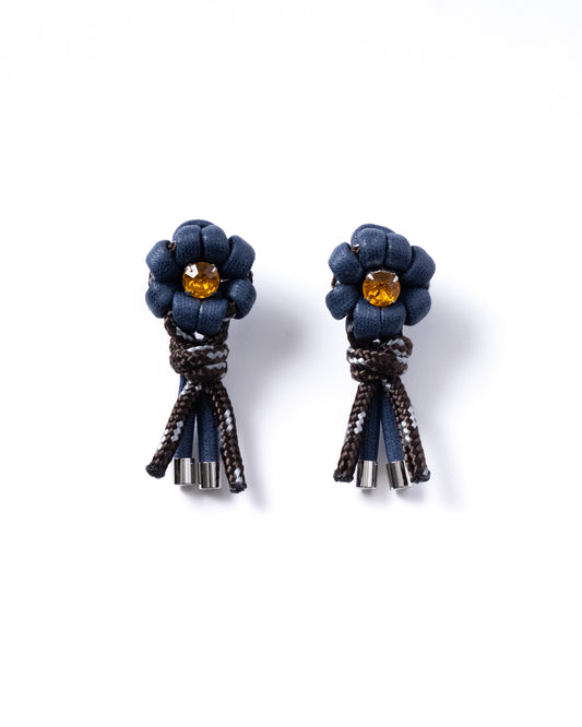 NON TOKYO / BIJOU FLOWER BLADE BIG EARRING (NAVY×BROWN)