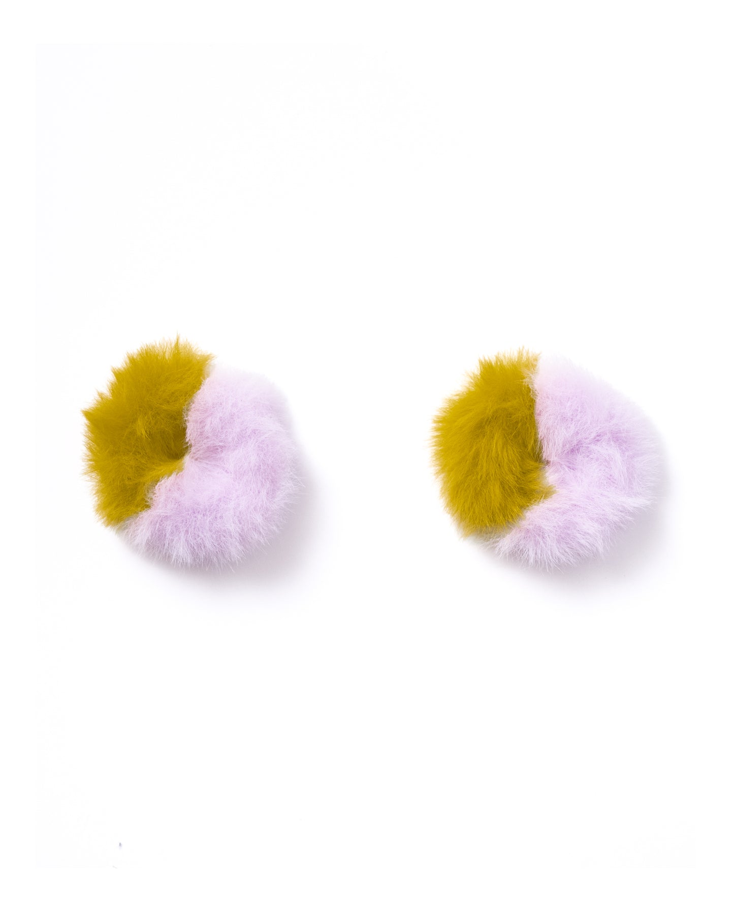 NON TOKYO / BICOLOR FUR EAR CUFF (YELLOW×PINK)