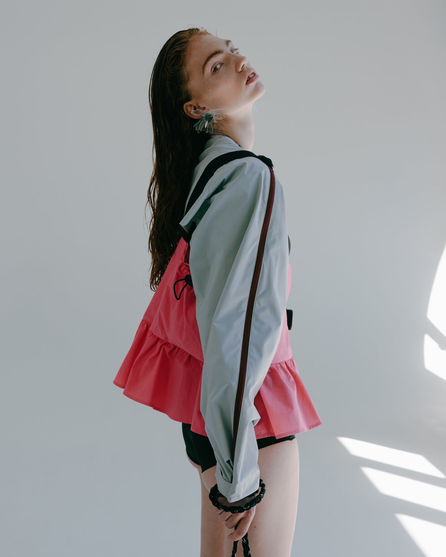 NON TOKYO / FRILL FIELD VEST (PINK)