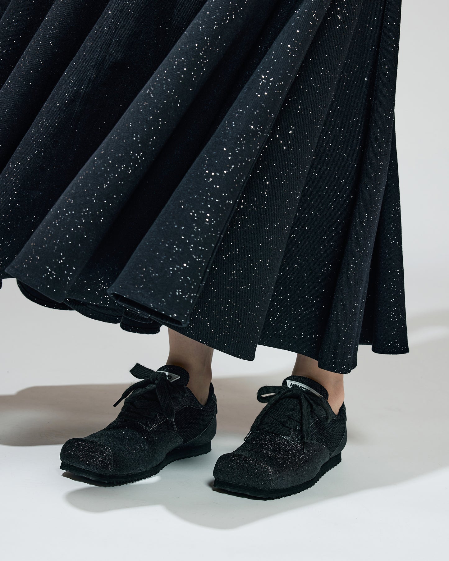 PRE ORDER / GLITTER SQUARE SNEAKERS (BLACK)