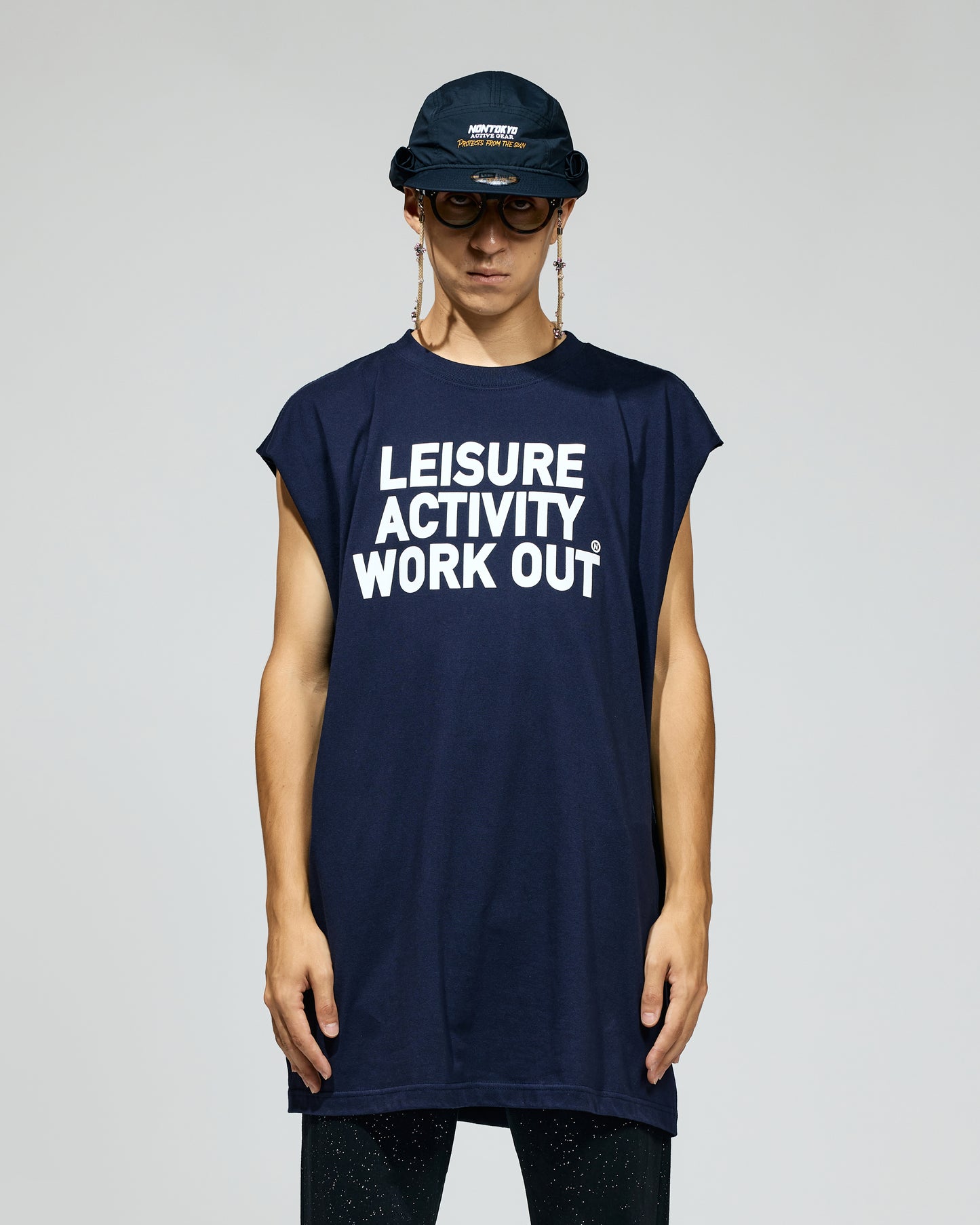 PRE ORDER / LETTERING PRINT NO-SLEEVE T-SHIRT (NAVY)