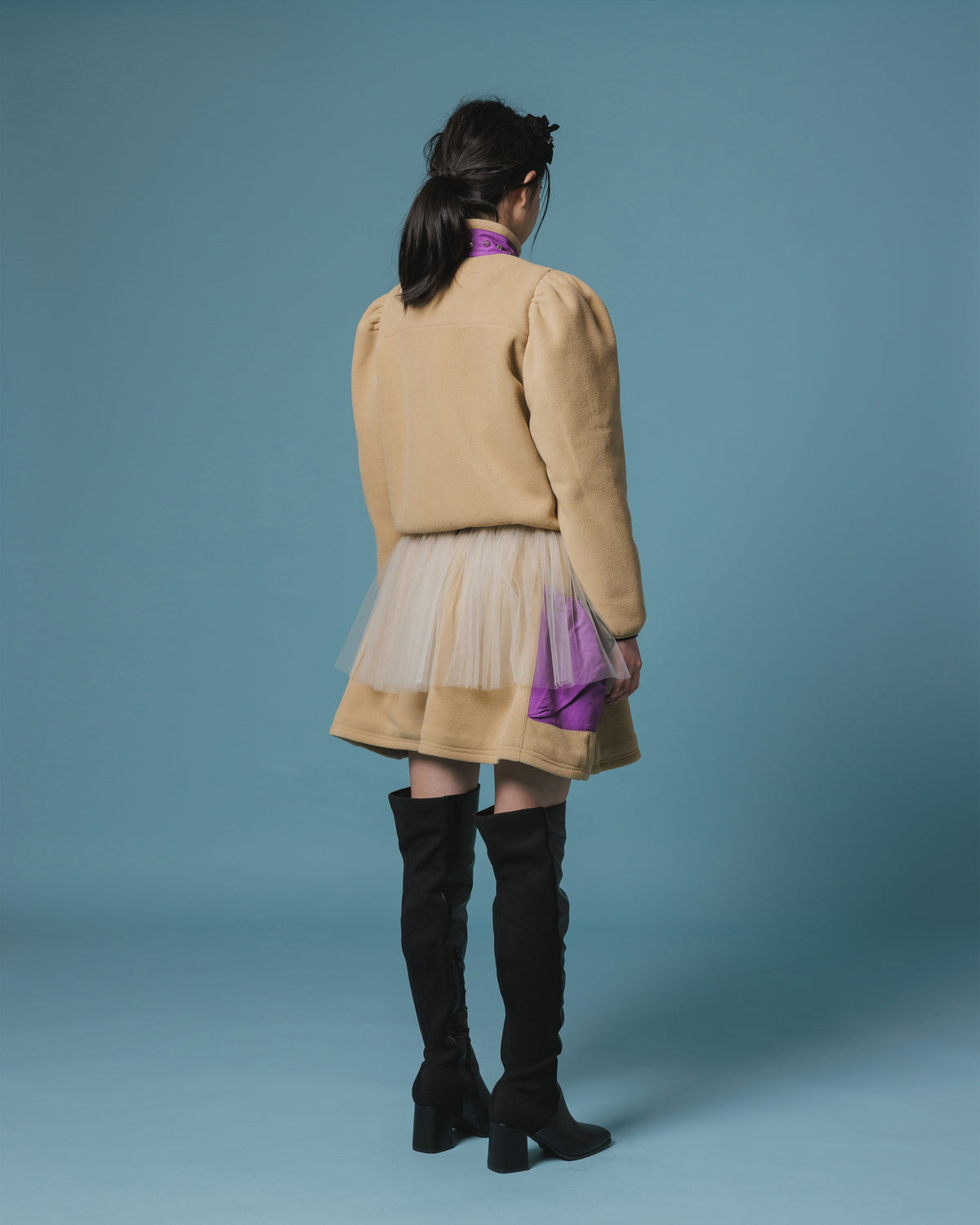 FLEECE STUDS JACKET (BEIGE)