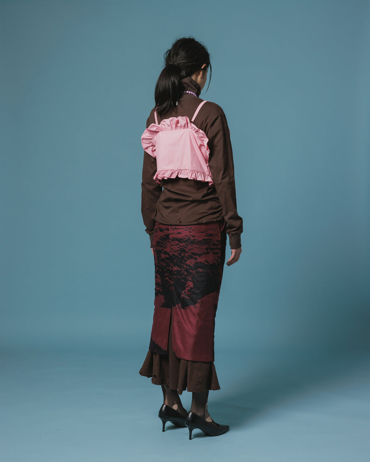 CRASH GATHER HI-NECK TOP (BROWN)