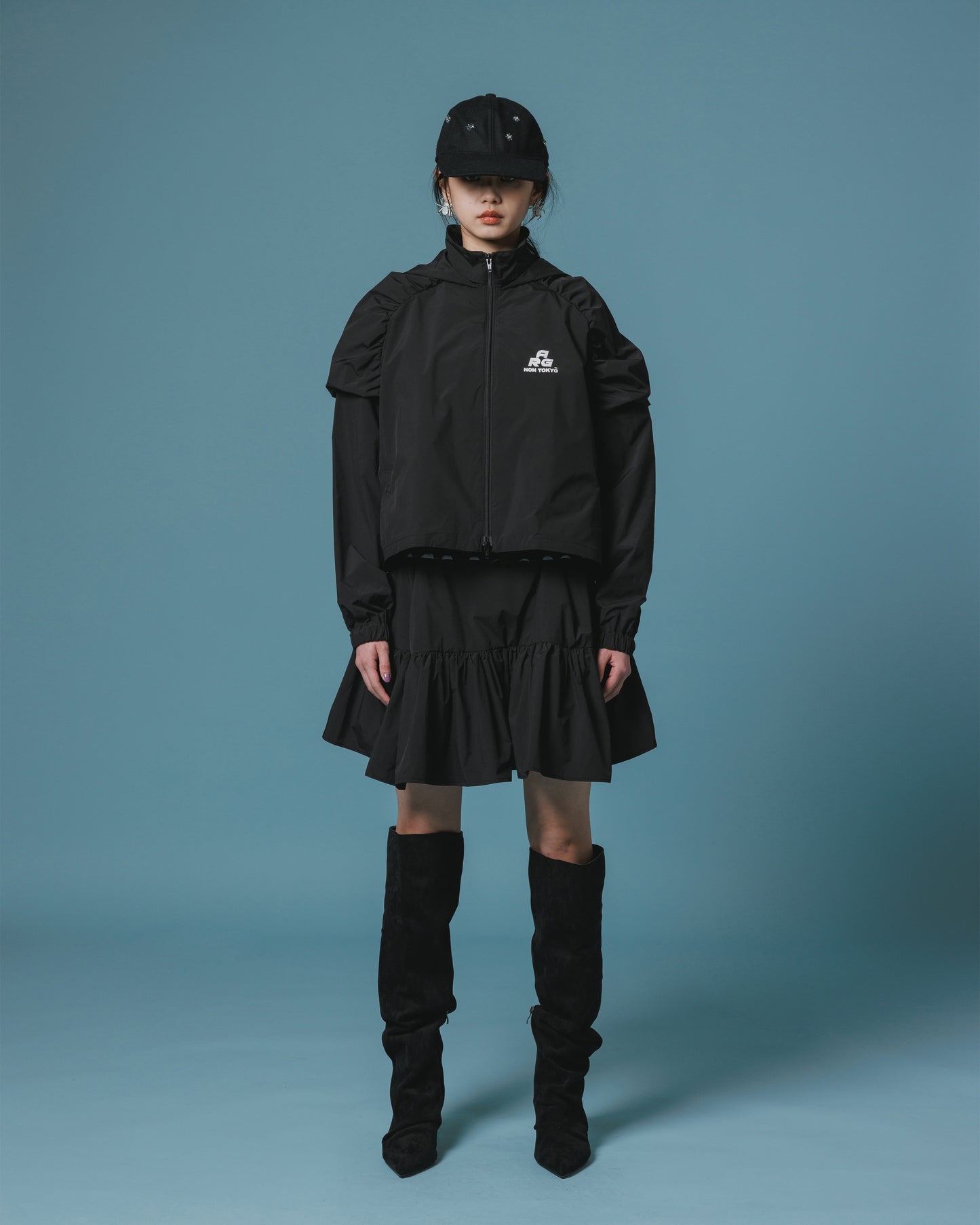 2WAY GATHER SHOULDER BLOUSON (BLACK)
