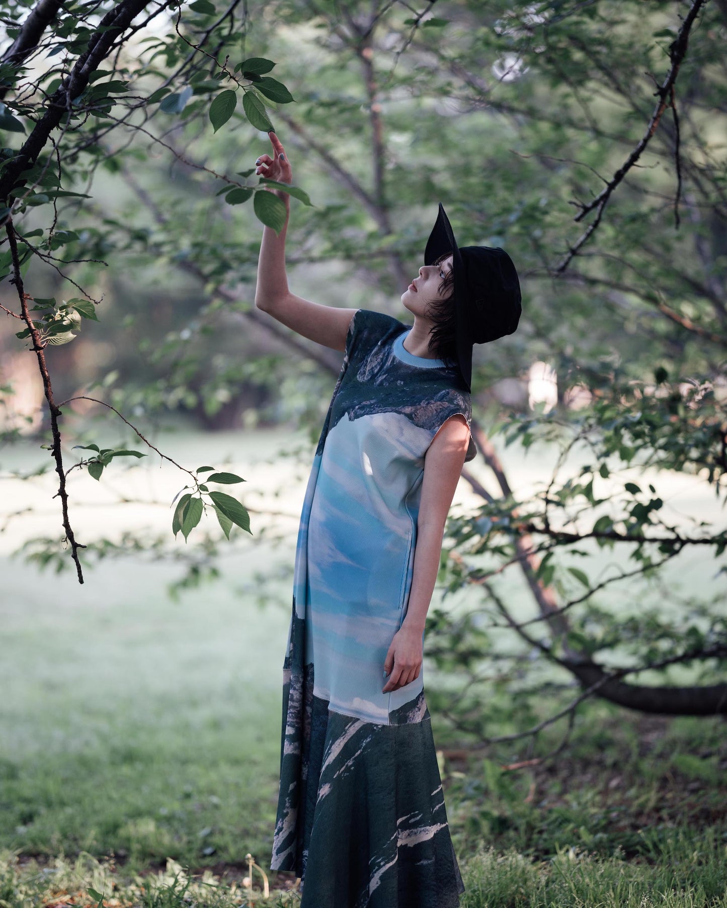PRINT RIB NO-SLEEVE ONE-PIECE (MOUNTAIN)